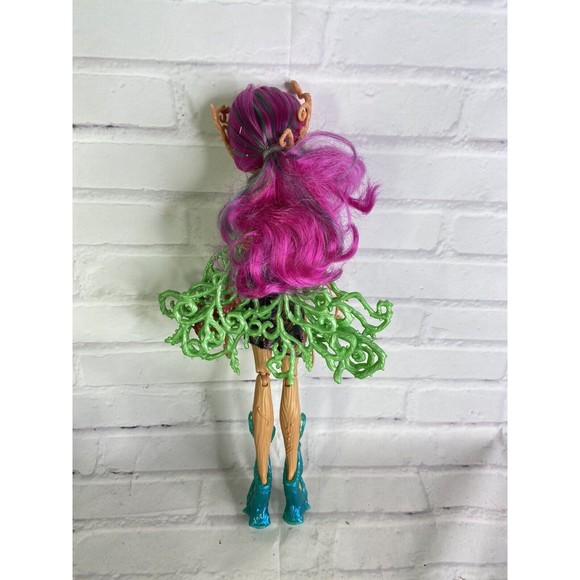 Monster High Garden Ghouls Treesa Thornwillow Tree Doll 14in With Outfit Shoes - Picture 5 of 9